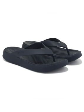 CROCS (6) Getaway Flip Flop Sandal Black Triangle Post Classic Comfort (W 8/M 6)